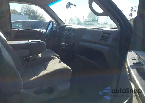 2002 Ford F-250 Lariat/Xl/Xlt z USA, uszkodzony, nr VIN 1FTNW21F72ED55045